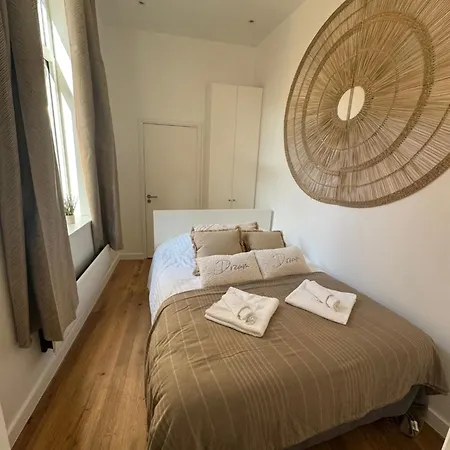 Victorias House * Lille