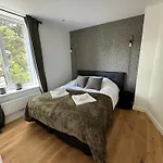Lägenhetshotell Victorias House 3*
